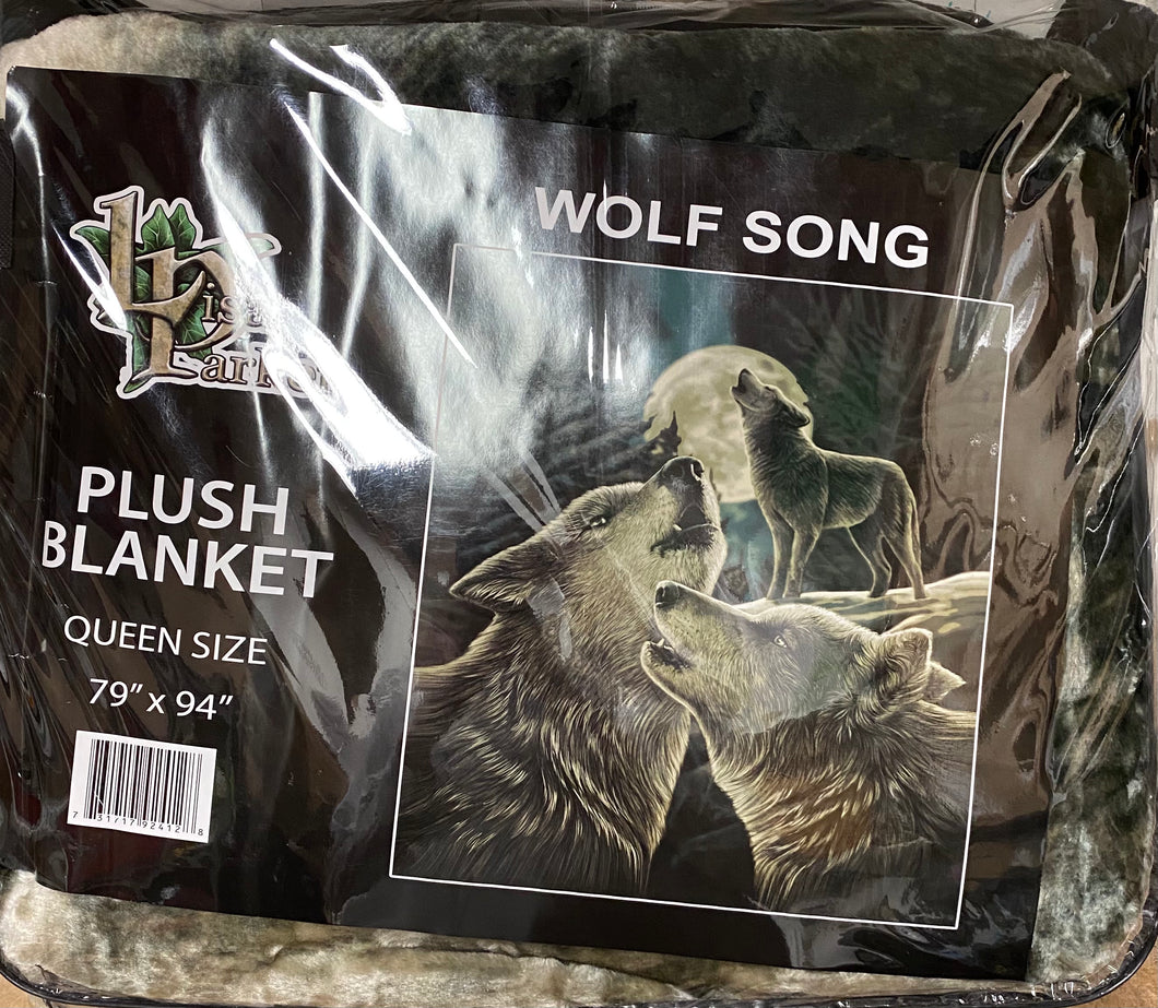 Wolf Song Queen Sized Plush Blanket